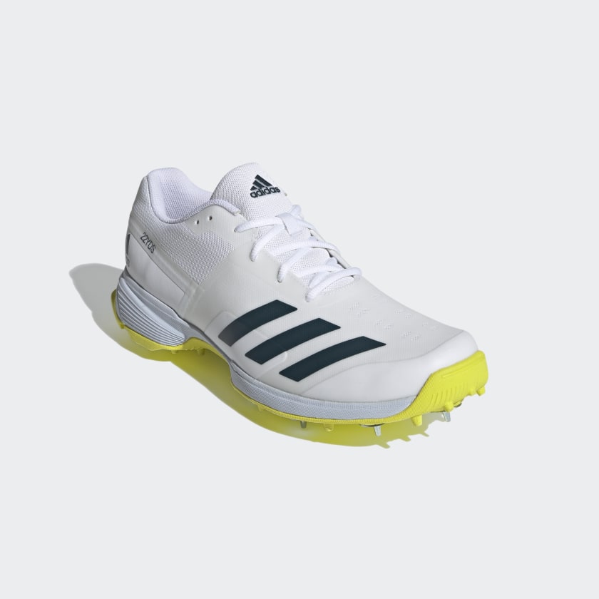 SL22_Shoes_White_H67480_04_standard